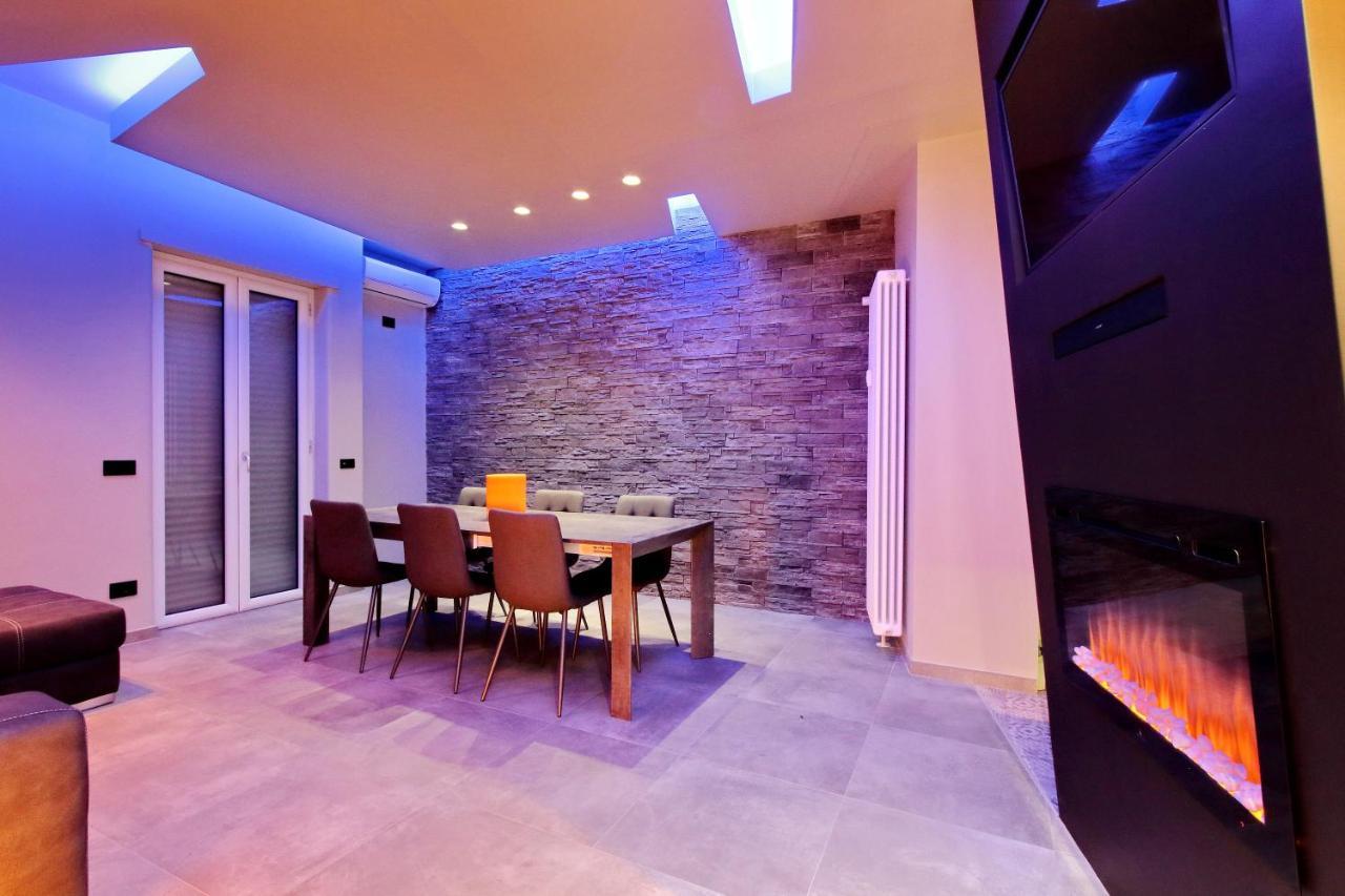 Luxury Wellness SPA Apartment with Jacuzzi & free parking — 4-Star Luxury Hotel in Rome, Italy