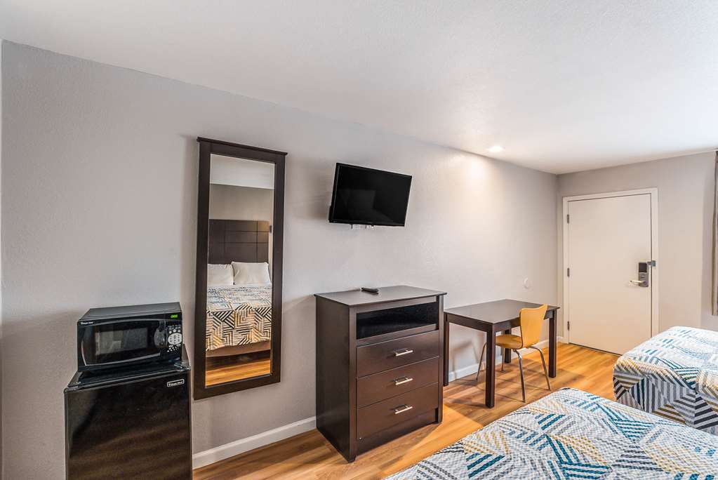 Motel6 Dallas TX - photo 16