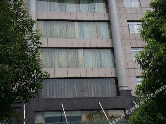 Mingyue Hotel - last minute hotel in Yueyang