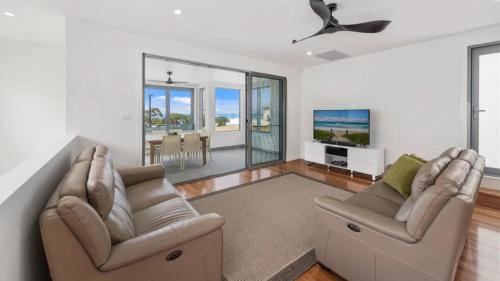 Pearls on Sapphire Beach — Sapphire Beach — photo 2
