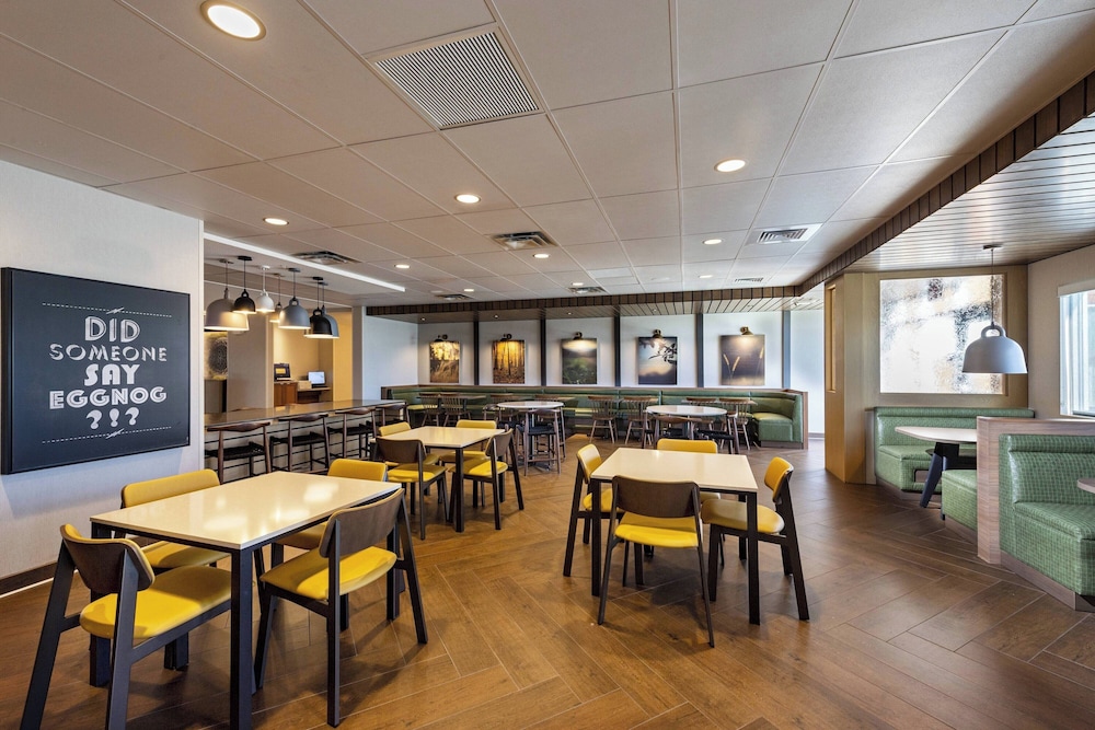 Fairfield Inn & Suites by Marriott Phoenix West Tolleson - photo 20