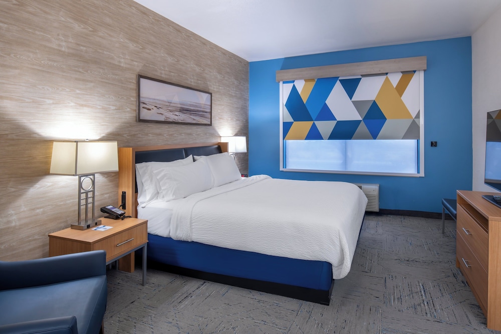 Holiday Inn Express Hotel & Suites Henderson by IHG - photo 4