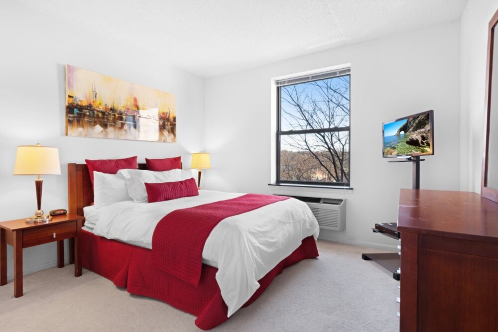 Global Luxury Suites At Chancery - photo 8