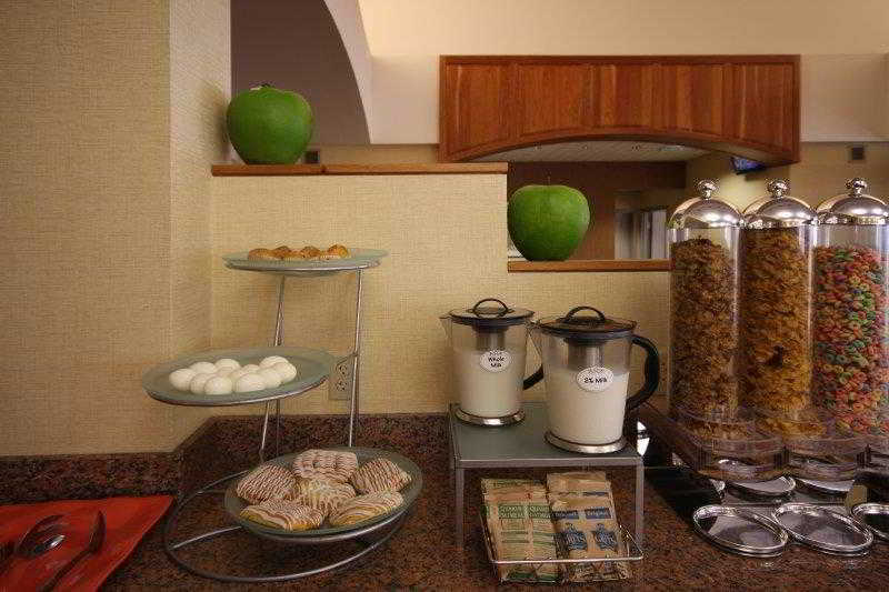 Super 8 by Wyndham Natchez - photo 25