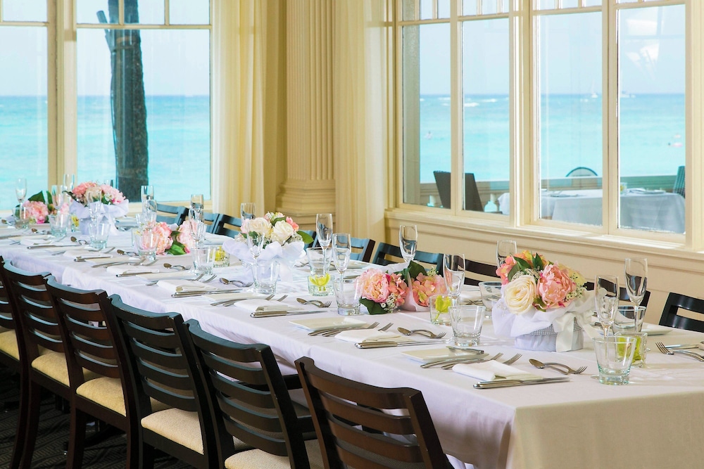 Moana Surfrider A Westin Resort & Spa Waikiki Beach - photo 13