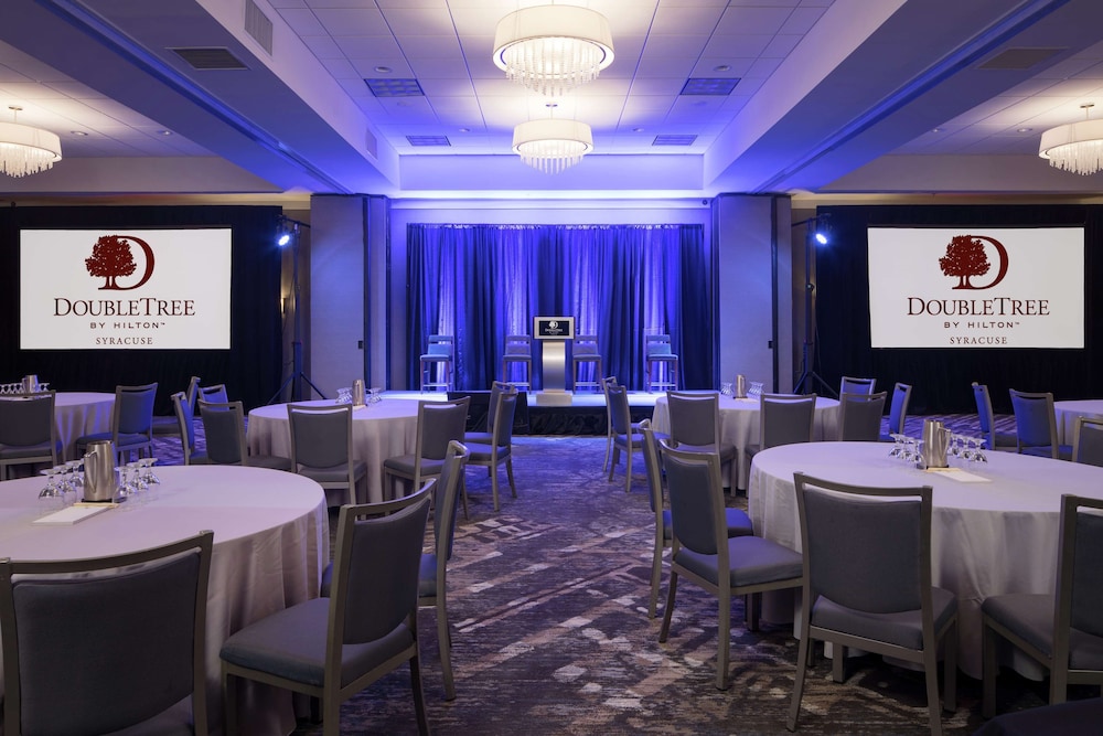 DoubleTree by Hilton Hotel Syracuse - photo 36