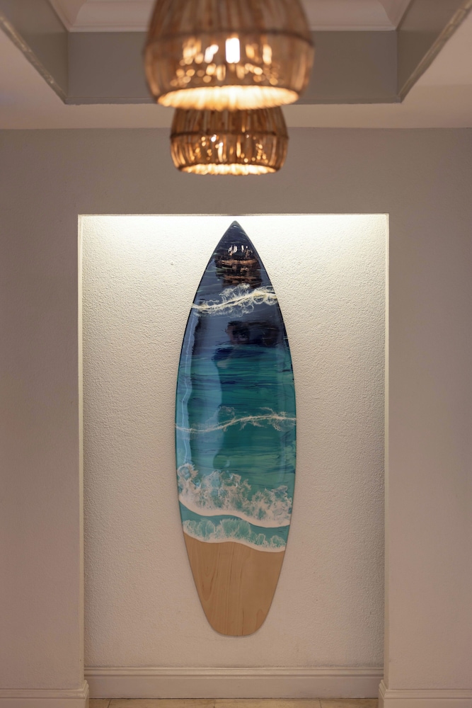 Regency on Beachwalk Waikiki by OUTRIGGER - photo 2