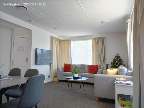 Comfy & Sunny home in Wellington 3 Heat Pumps — 4-Star Luxury Hotel in Wellington, New Zealand
