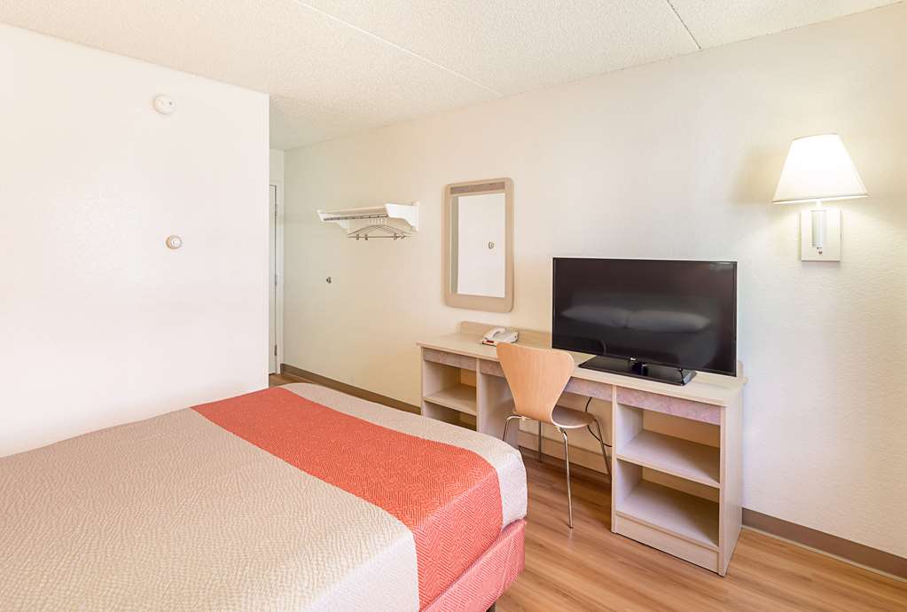 Motel 6 Spokane WA East - photo 12