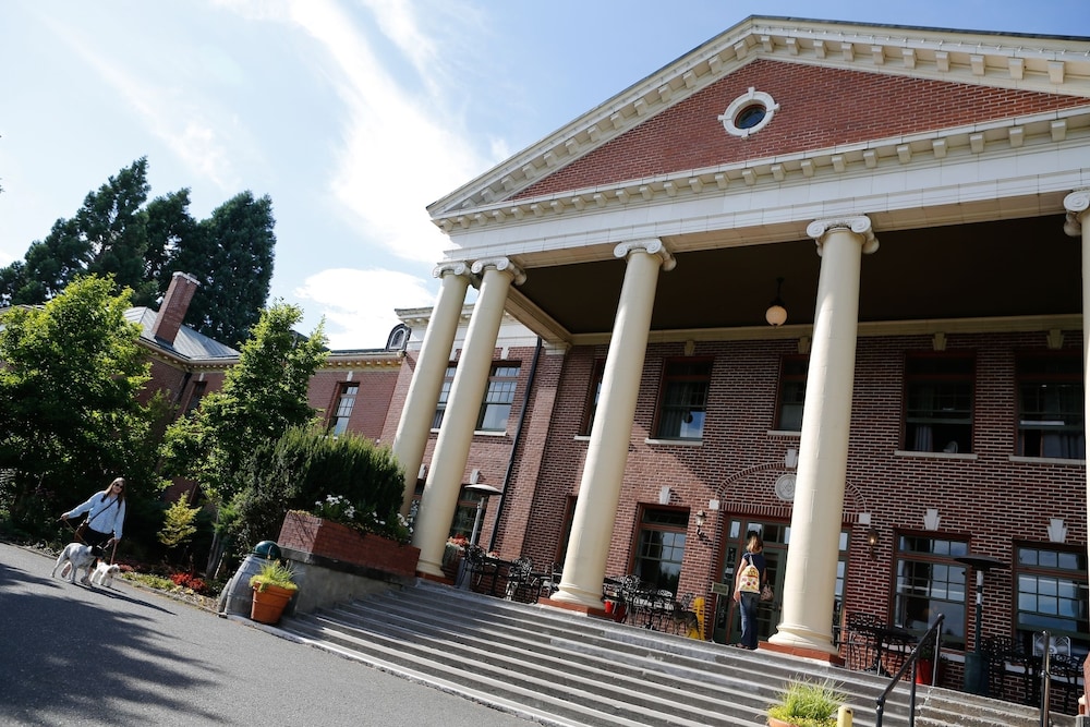 McMenamins Grand Lodge - photo 135