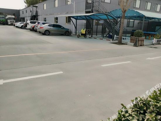 Eakahotel - last minute hotel in Baoding