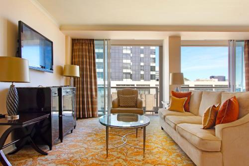 Taj Cape Town Large 5 star luxury suite with kitchenette