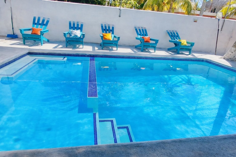 Residencia privada y con hermosa piscina in Taxisco, Guatemala