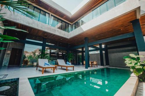 Villa Cintamu Modern Spacious Villa in Prime Berawa Location — 4-Star Luxury Hotel in Canggu, Indonesia