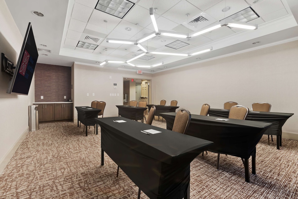Hilton Garden Inn New Orleans French Quarter CBD - photo 76