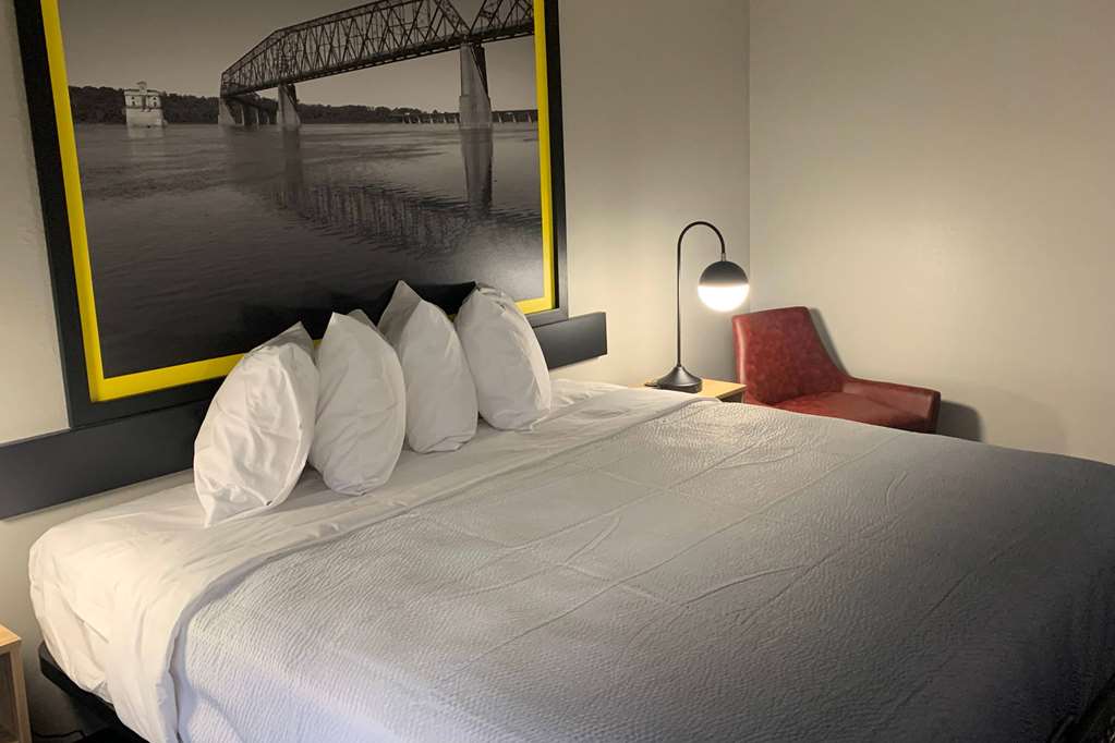 Super 8 By Wyndham Kirksville - photo 9
