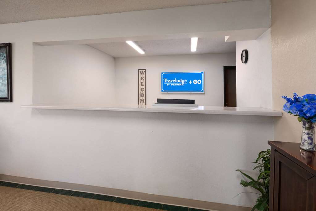 Travelodge by Wyndham Redwood Falls - photo 3