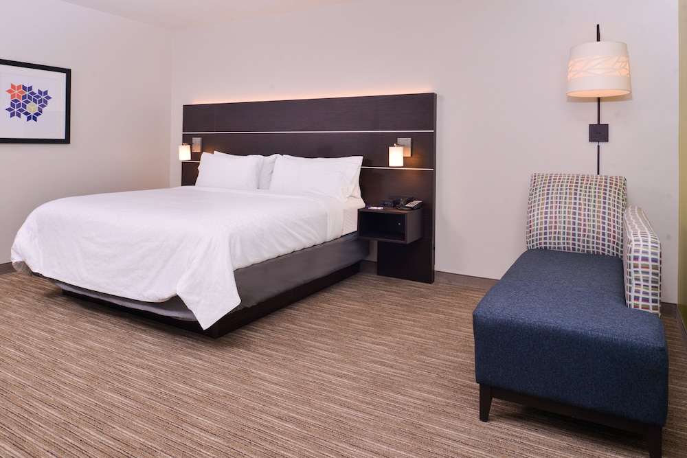 Holiday Inn Express & Suites Mall of America MSP Airport by IHG - photo 8