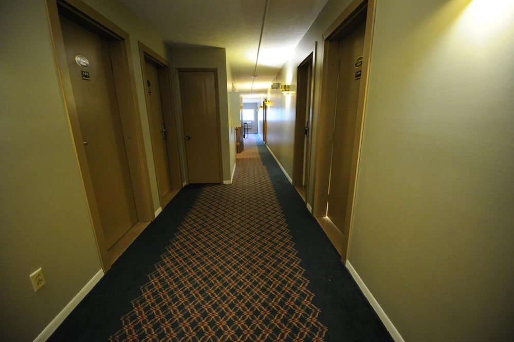 Heritage Inn - photo 29