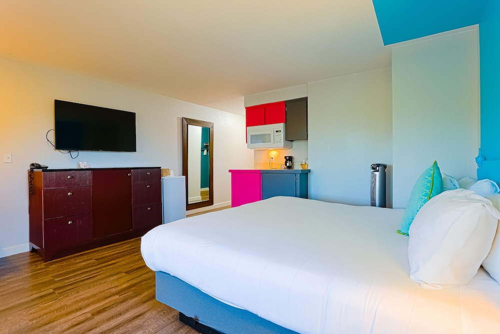 Coast River Inn by OYO Seaside - photo 48