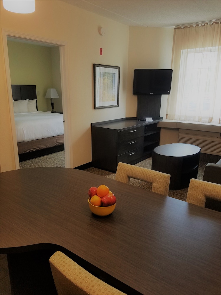 Candlewood Suites East Syracuse Carrier Circle by IHG - photo 13