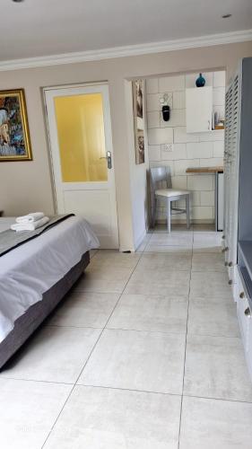 Studio on Albert Hout Bay