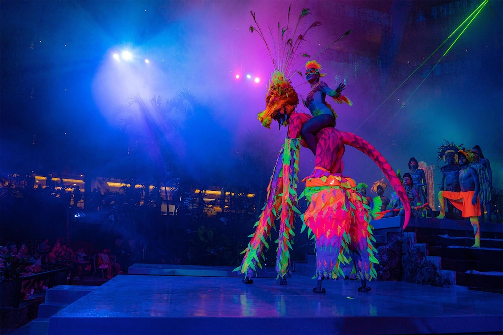 The Pyramid Cancun By Oasis All Inclusive