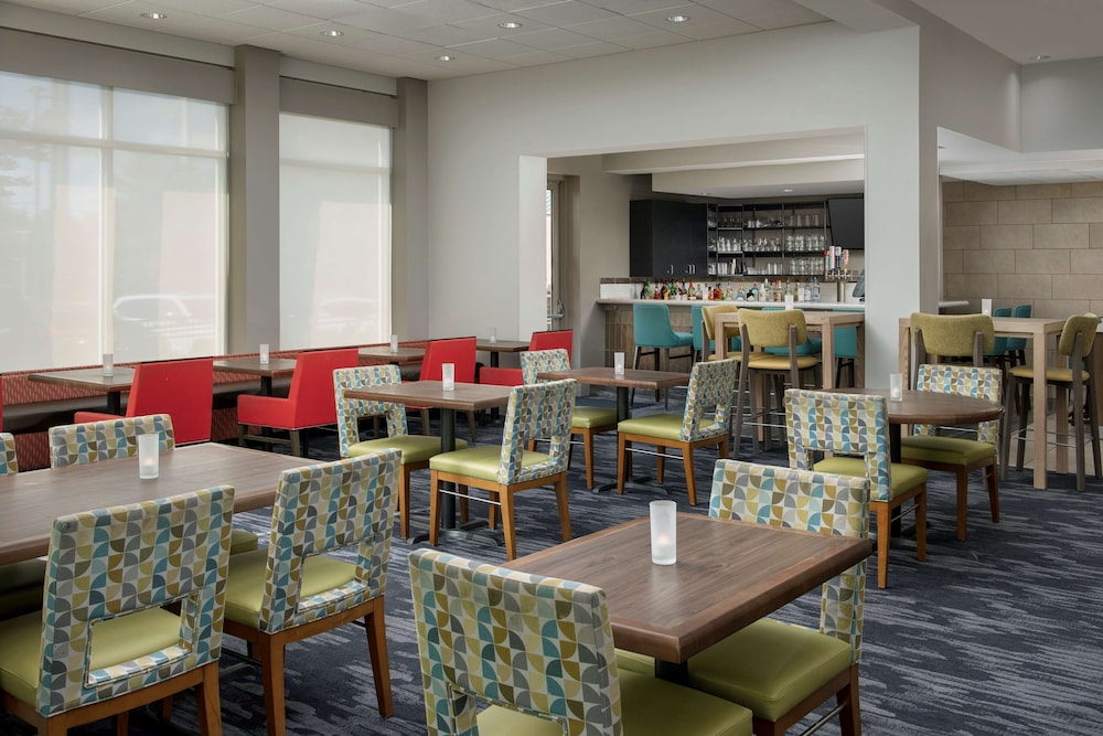 Hilton Garden Inn Knoxville West Cedar Bluff - photo 35