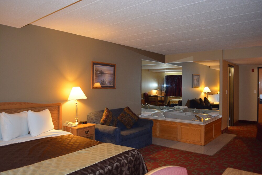 Travelodge Grand Forks - photo 9