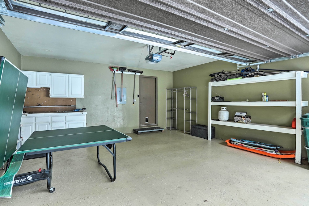 Modern Home w Patio: 3 Mi to Beaver Creek Resort - photo 18