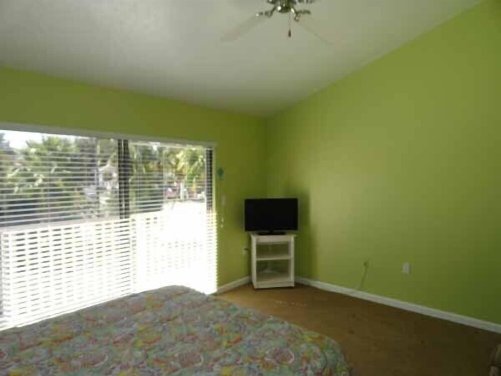 Beach Townhouses 104 - photo 3