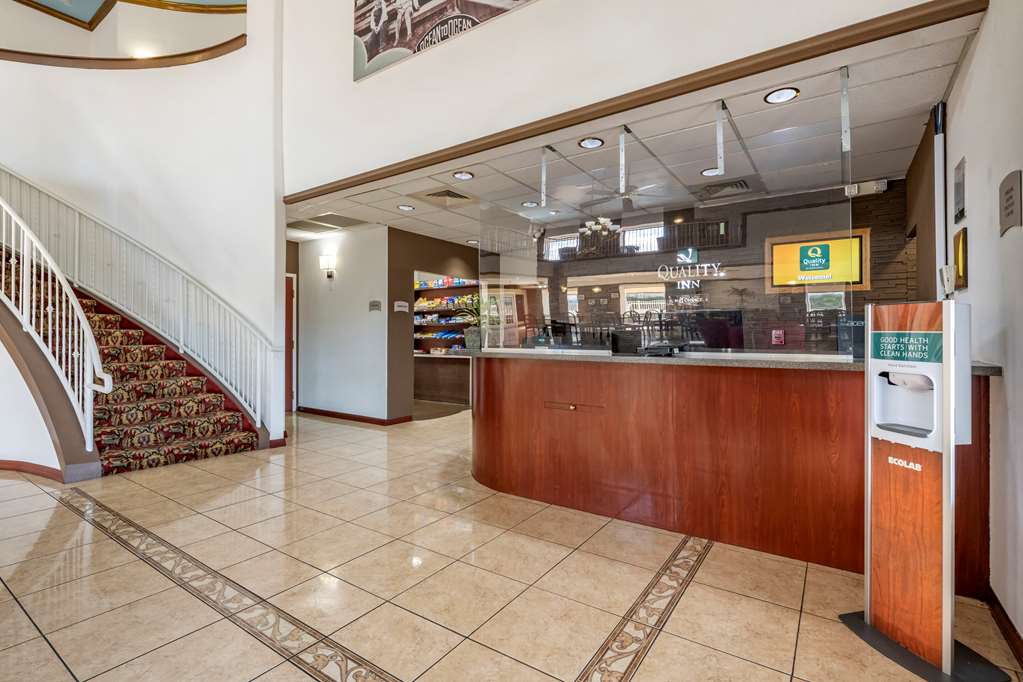 Quality Inn Zephyrhills Dade City - photo 3