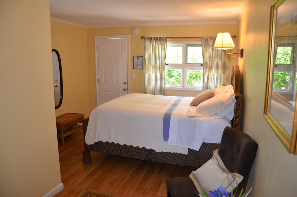Cornwall Inn and Lodge - photo 32