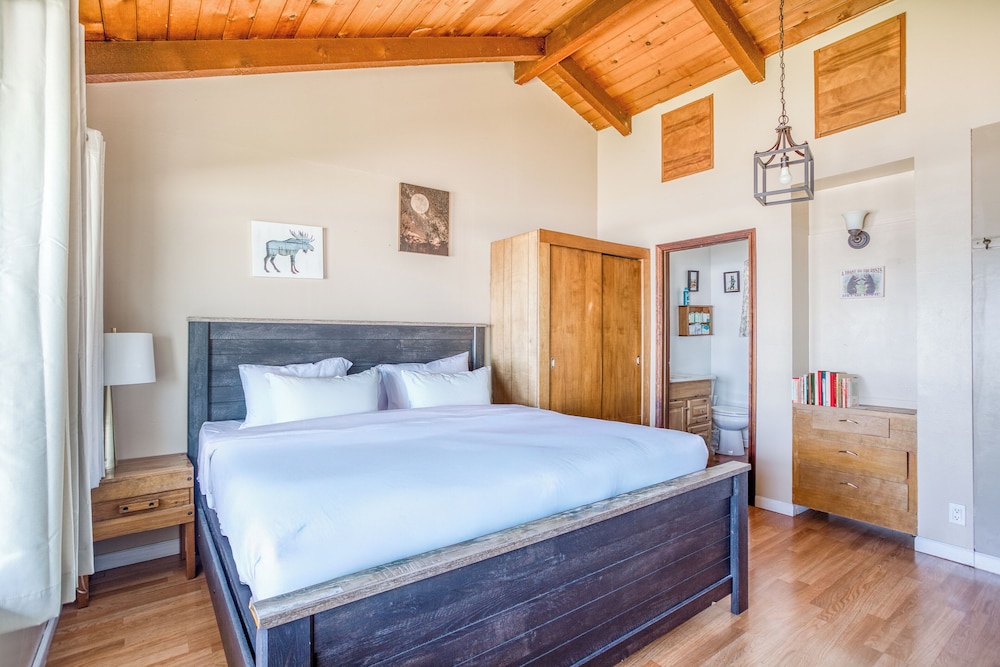Moolack Shores Inn - photo 60