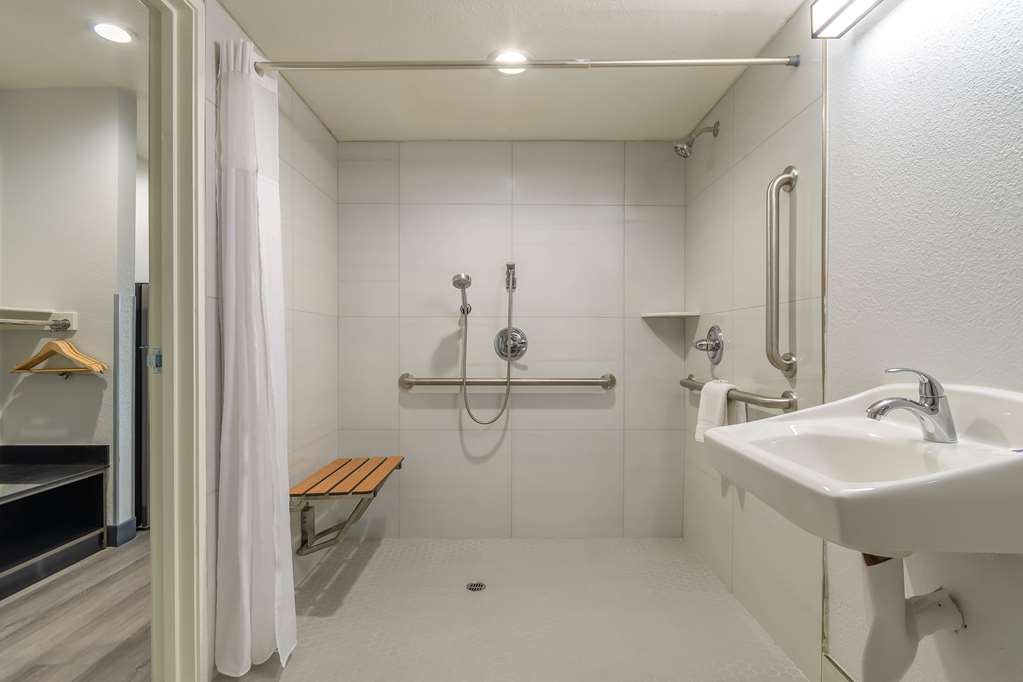 Studio 6 Suites Perris CA - photo 14