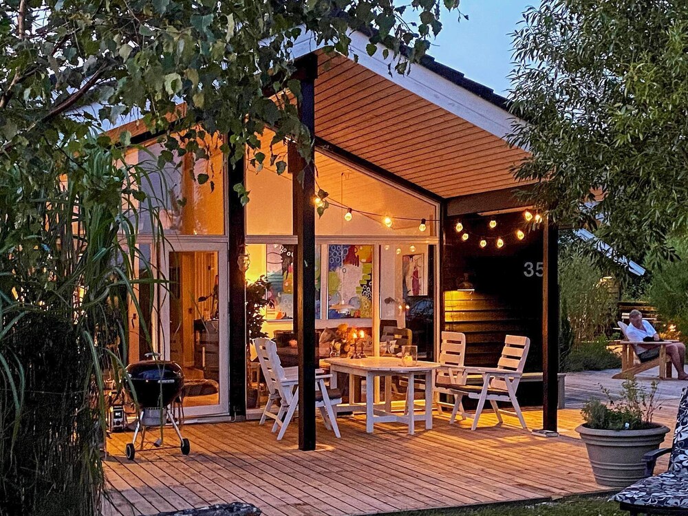 Amazing Home In Tarm With Kitchen — 4-Star Luxury Hotel in Tarm, Denmark