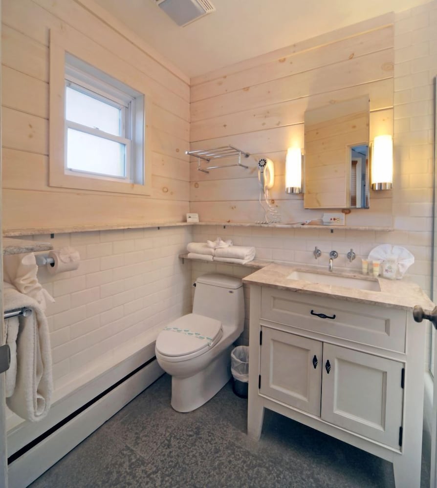 Driftwood Resort - photo 235