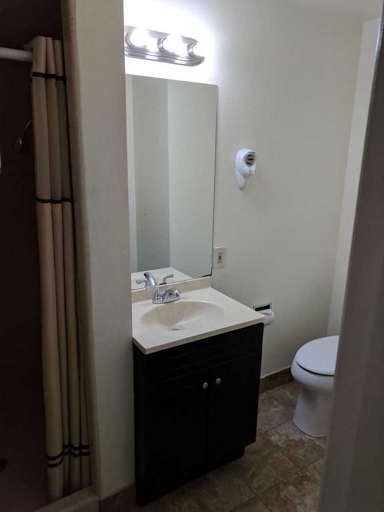 La Hacienda Motel - photo 16