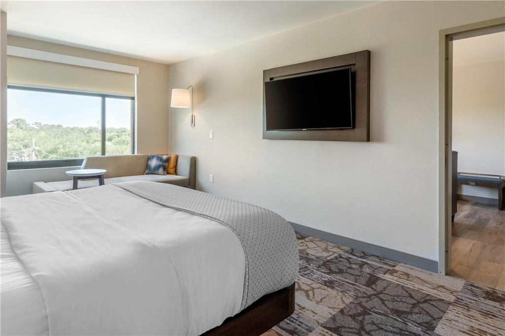 DoubleTree by Hilton Charleston Riverview - photo 28
