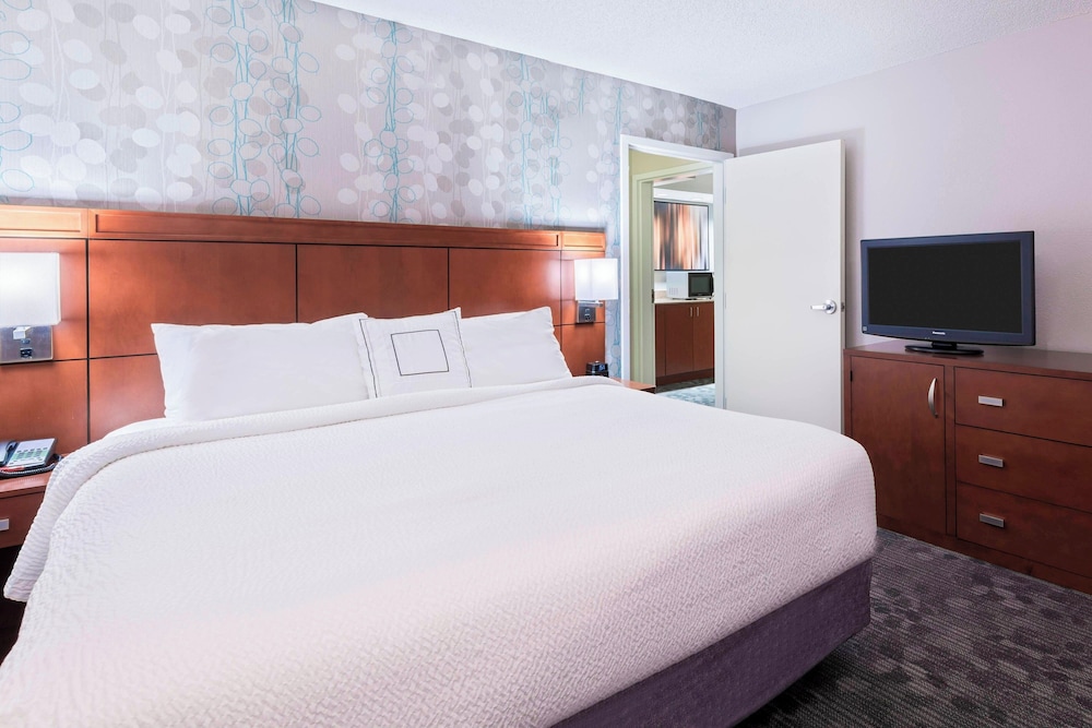 Courtyard by Marriott Sarasota Bradenton Airport - photo 9