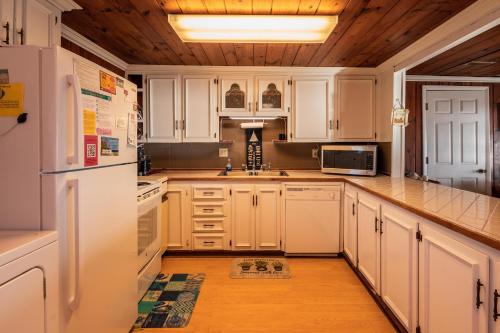 Heather Leigh by Oak Island Accommodations - photo 38