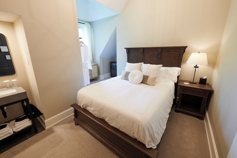 Inn At Pine Terrace - photo 4