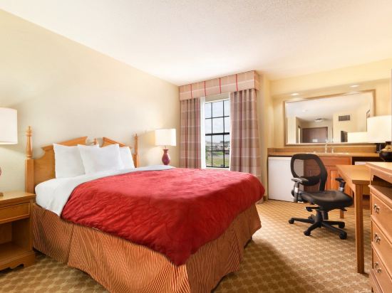 Ramada Huntsville - photo 8
