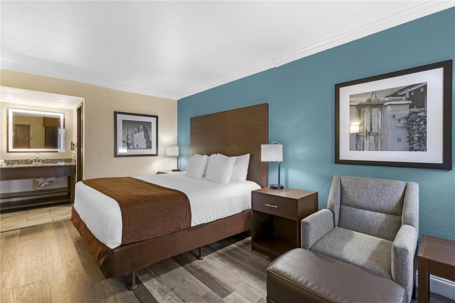 Best Western InnSuites Tucson Foothills Hotel & Suites - photo 24
