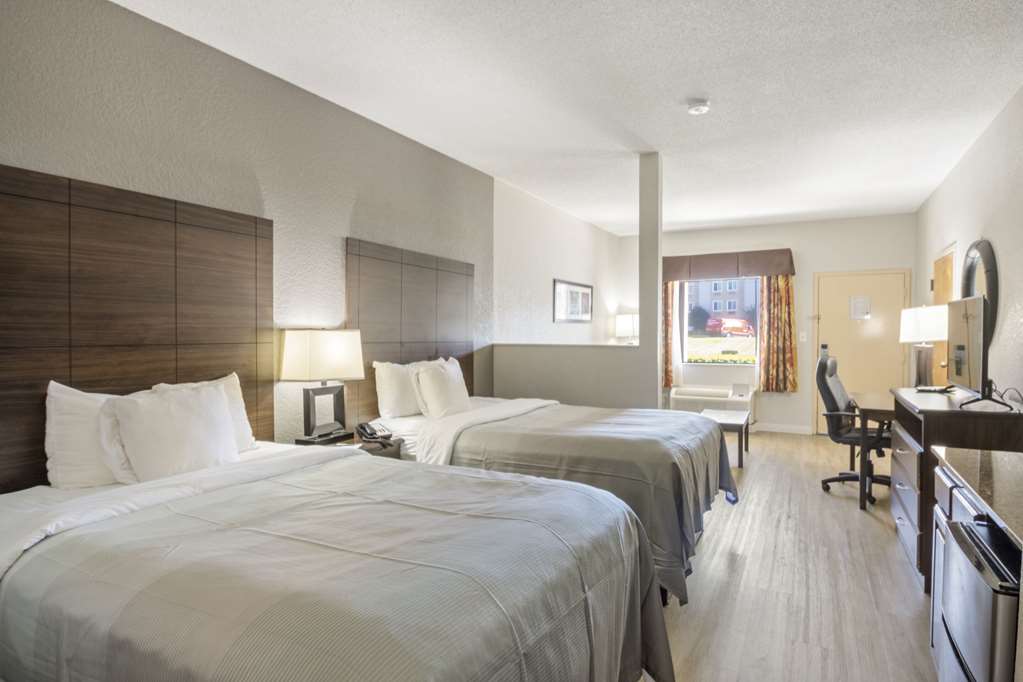 Quality Suites Hickory South - photo 33