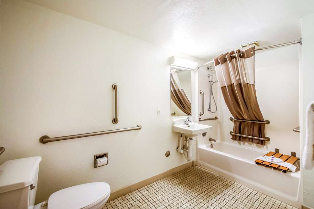 Motel 6 Youngtown AZ Phoenix Sun City - photo 26