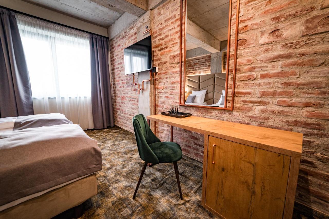 Mustang Boutique Rooms — Oradea — photo 5