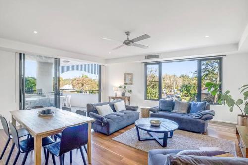 Fuller Holidays Lot 7 Byron Penthouse Apartment with Pool — 4-Star Luxury Hotel in Byron Bay, Australia