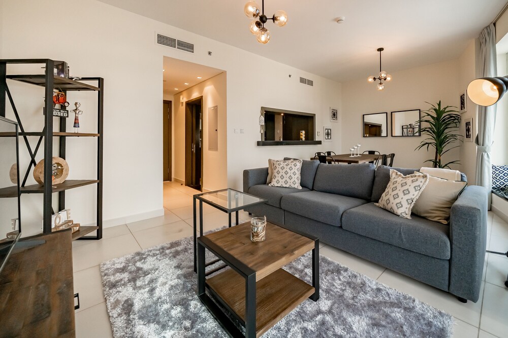 HiGuests The Lofts Tower - last minute hotel in Dubai