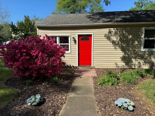 Holly Hill Haven in Edgewater, United States